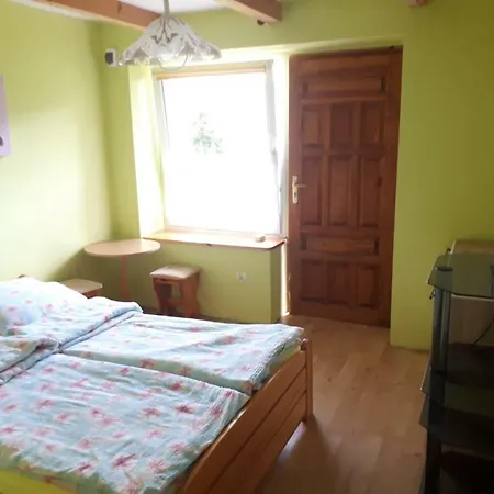 Pokoje U Halinki Nad Rzeczka Mazury Feriegård Wojnowo (Pisz)